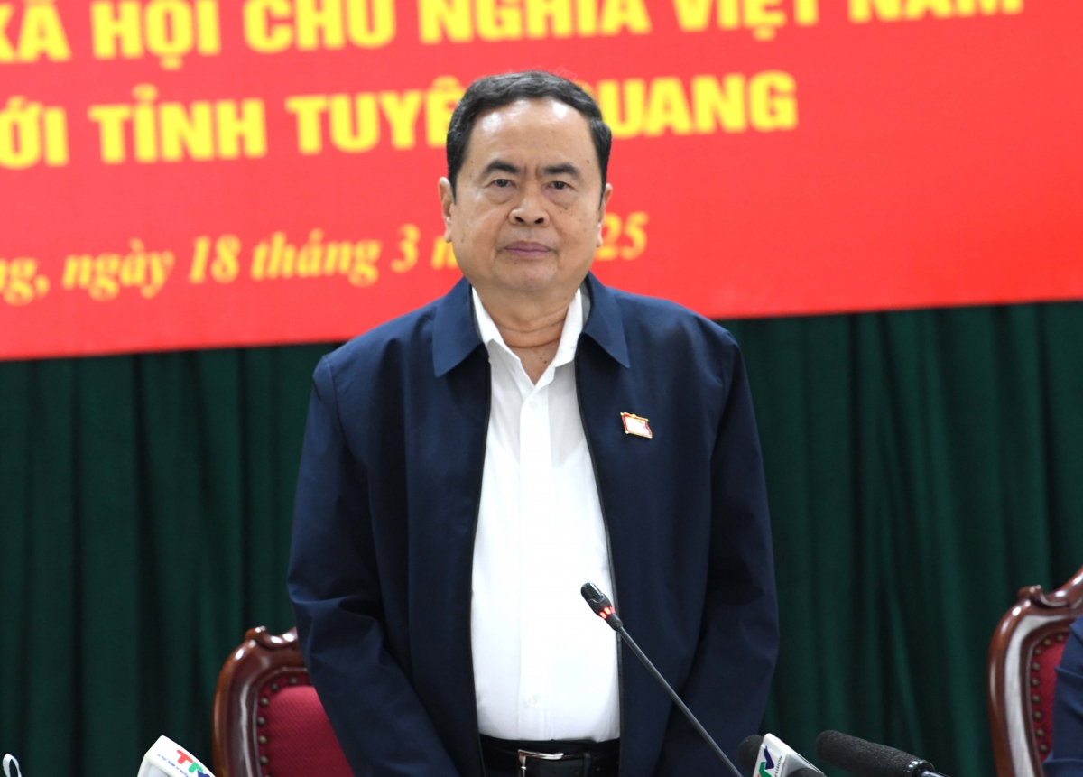 Chủ tịch Quốc hội làm việc với Ban Thường vụ Tỉnh ủy Tuyên Quang