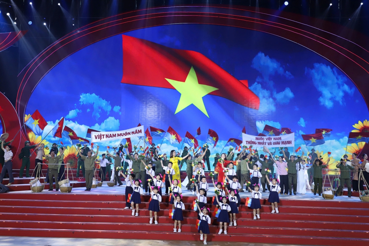 Da nang ky niem 95 nam thanh lap Dang bo va 50 nam ngay giai phong hinh anh 6
