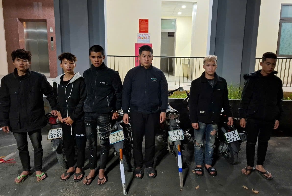 lam ro nhom doi tuong cam hung khi duoi danh nguoi tren deo hai van hinh anh 1 lam ro nhom doi tuong cam hung khi duoi danh nguoi tren deo hai van hinh anh 1