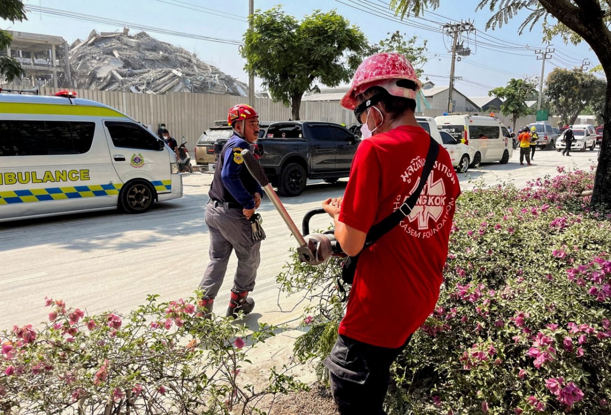 Động đất 7,7 độ myanmar ban bố tình trạng khẩn cấp, bangkok là vùng thảm họa hình ảnh 13 Dong dat 7,7 do myanmar ban bo tinh trang khan cap, bangkok la vung tham hoa hinh anh 13