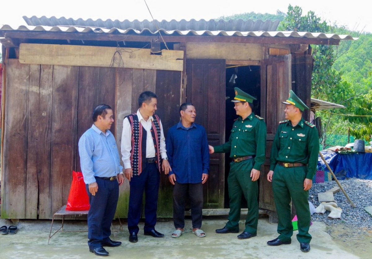 hỗ trợ xoá nhà tạm, nhà dột nát tại huyện vùng cao a lưới hình ảnh 2 ho tro xoa nha tam, nha dot nat tai huyen vung cao a luoi hinh anh 2