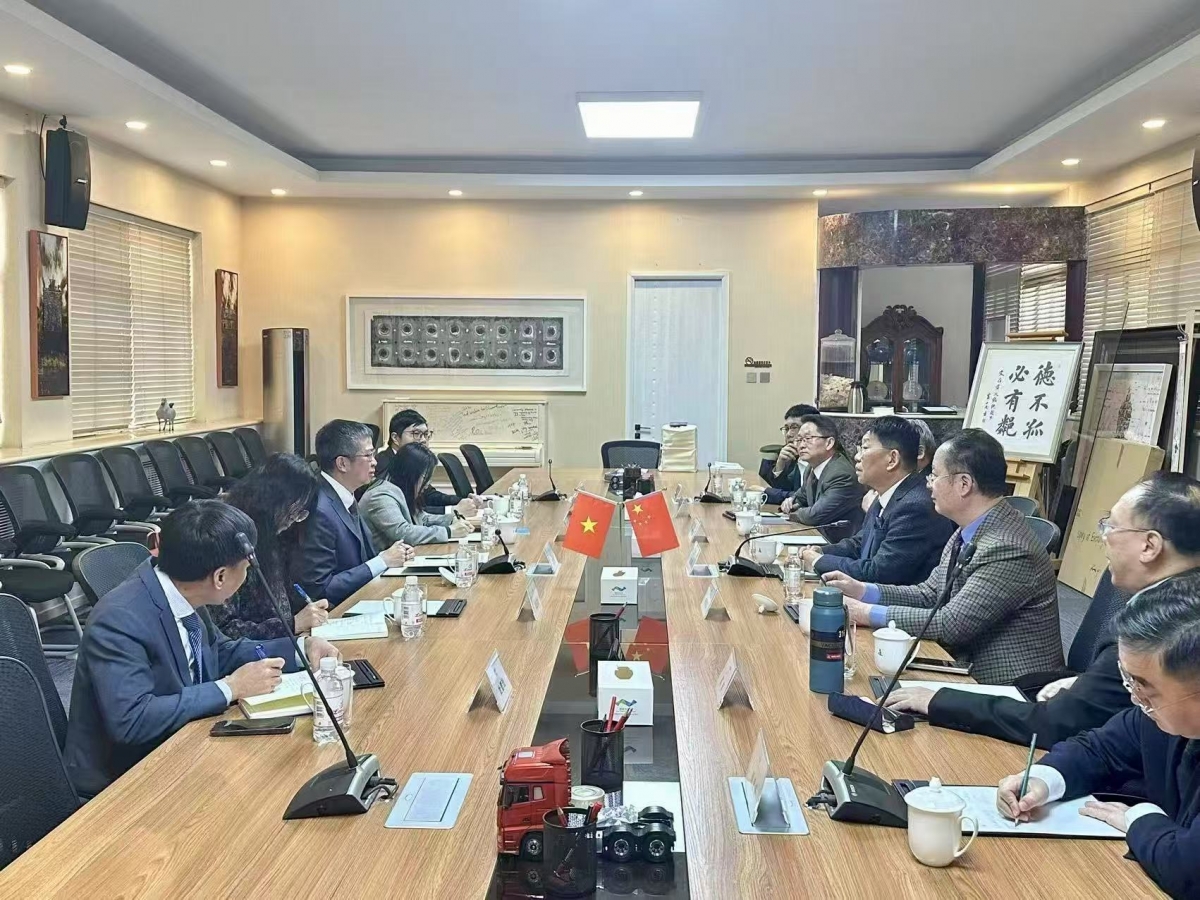 Đại sứ việt nam tại trung quốc làm việc với học hội charhar trung quốc hình ảnh 1 Dai su viet nam tai trung quoc lam viec voi hoc hoi charhar trung quoc hinh anh 1