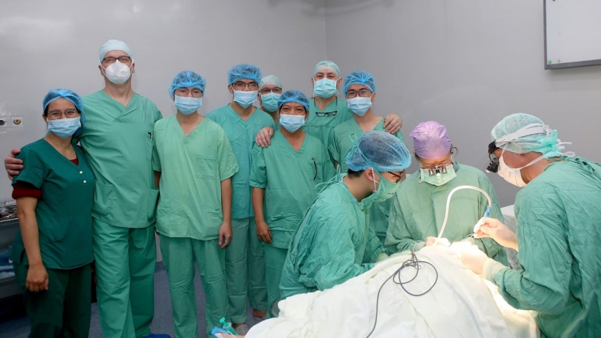 phẫu thuật miễn phí giúp hơn 100 trẻ em bị dị tật hở môi, vòm miệng trên cả nước hình ảnh 2 phau thuat mien phi giup hon 100 tre em bi di tat ho moi, vom mieng tren ca nuoc hinh anh 2