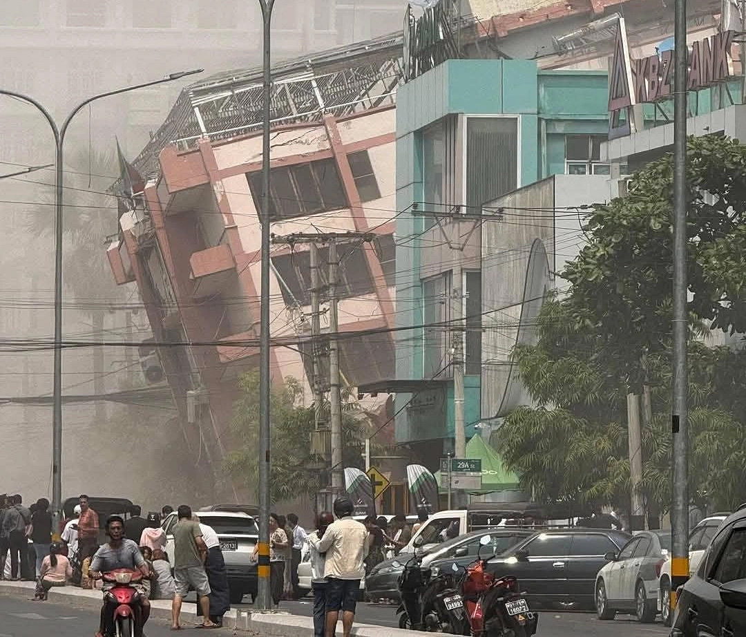 Động đất ở Myanmar: Nhà thờ Hồi giáo đổ sụp, ít nhất 10 người thiệt mạng