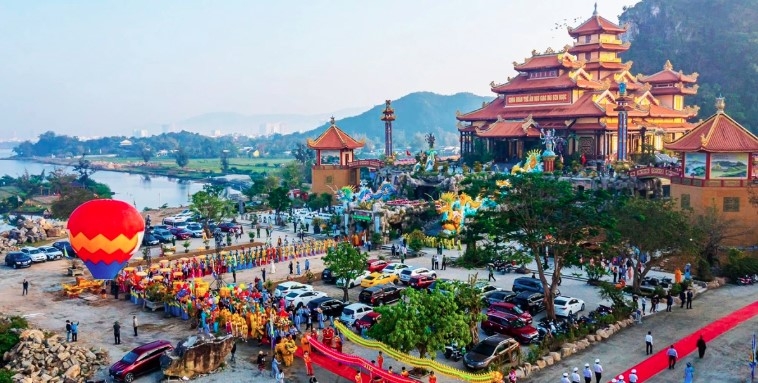 quan the am festival of buddhists to kick off soon in da nang picture 1