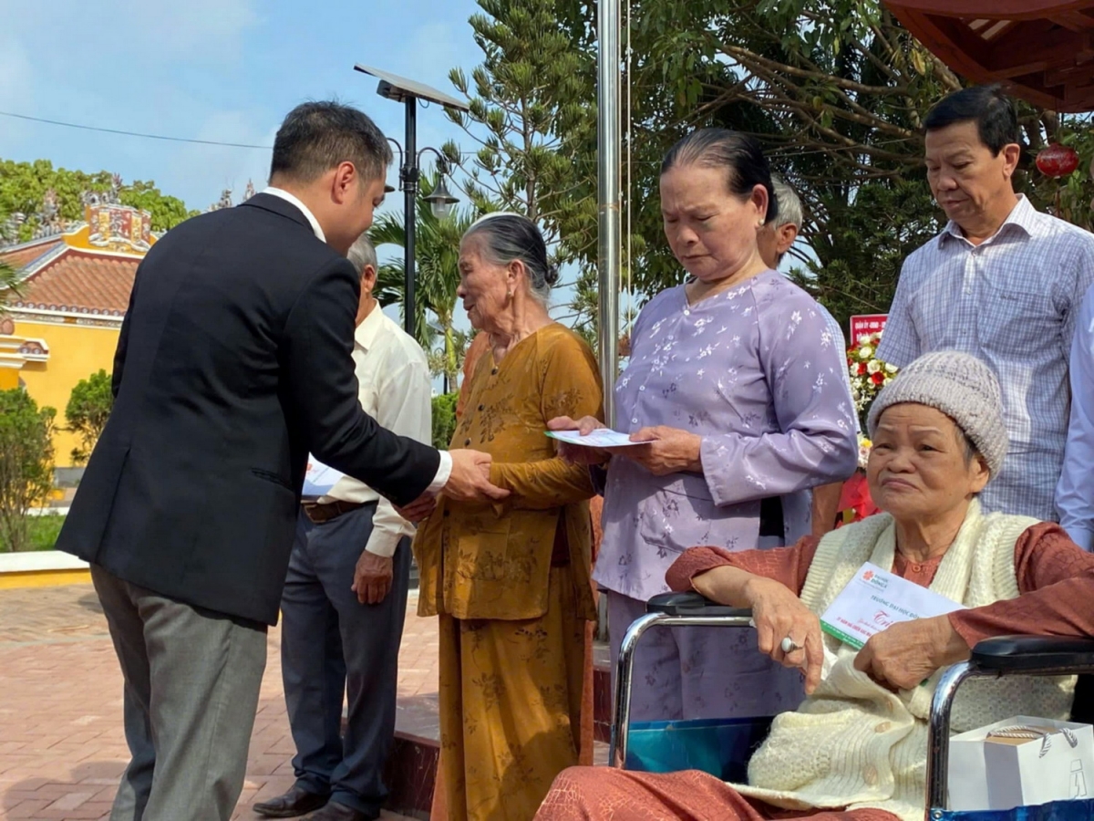 le tuong niem, tri an liet si gac ma tai Da nang hinh anh 3