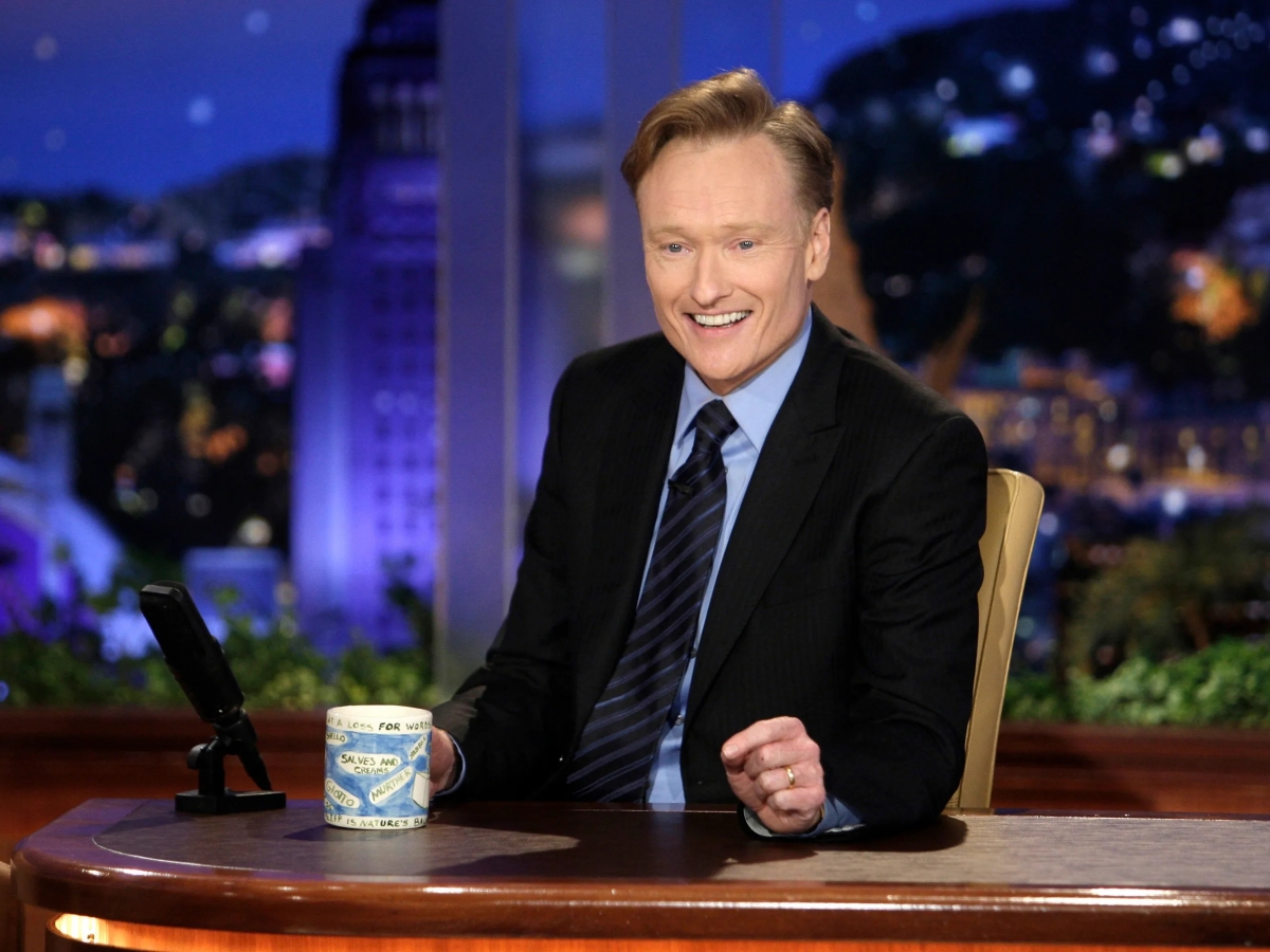 danh hai huyen thoai conan o brien duoc tra bao nhieu tien khi dan oscar 2025 hinh anh 1