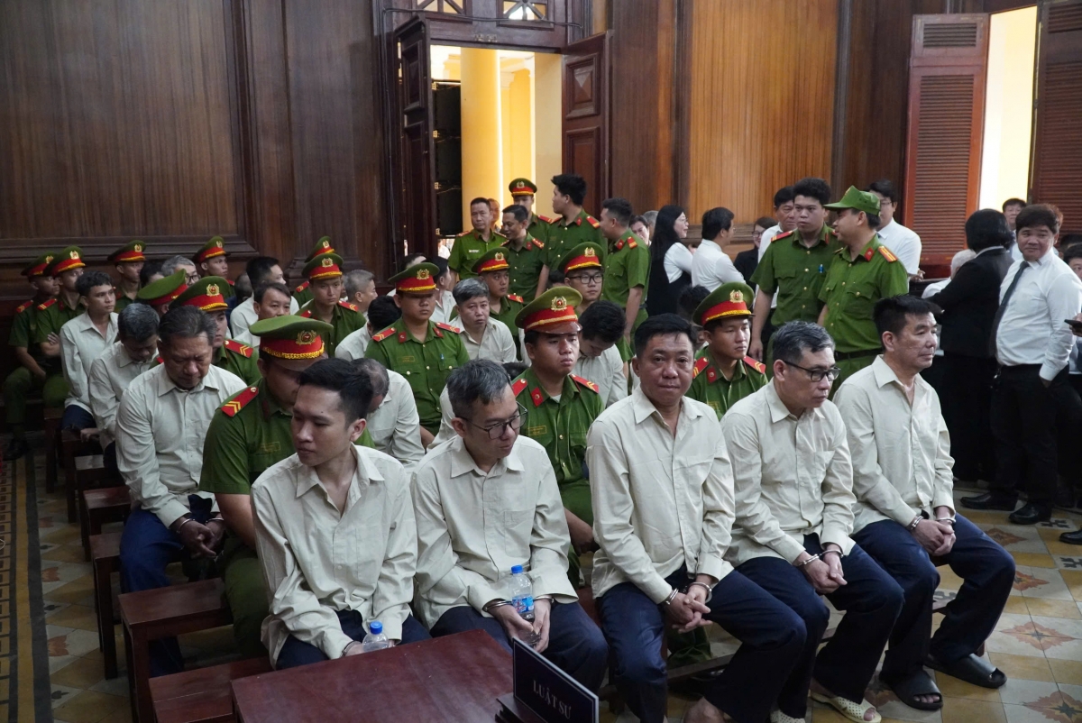Cựu Chủ tịch tỉnh An Giang bị đề nghị 9-10 năm tù vì tiếp tay cho cát tặc