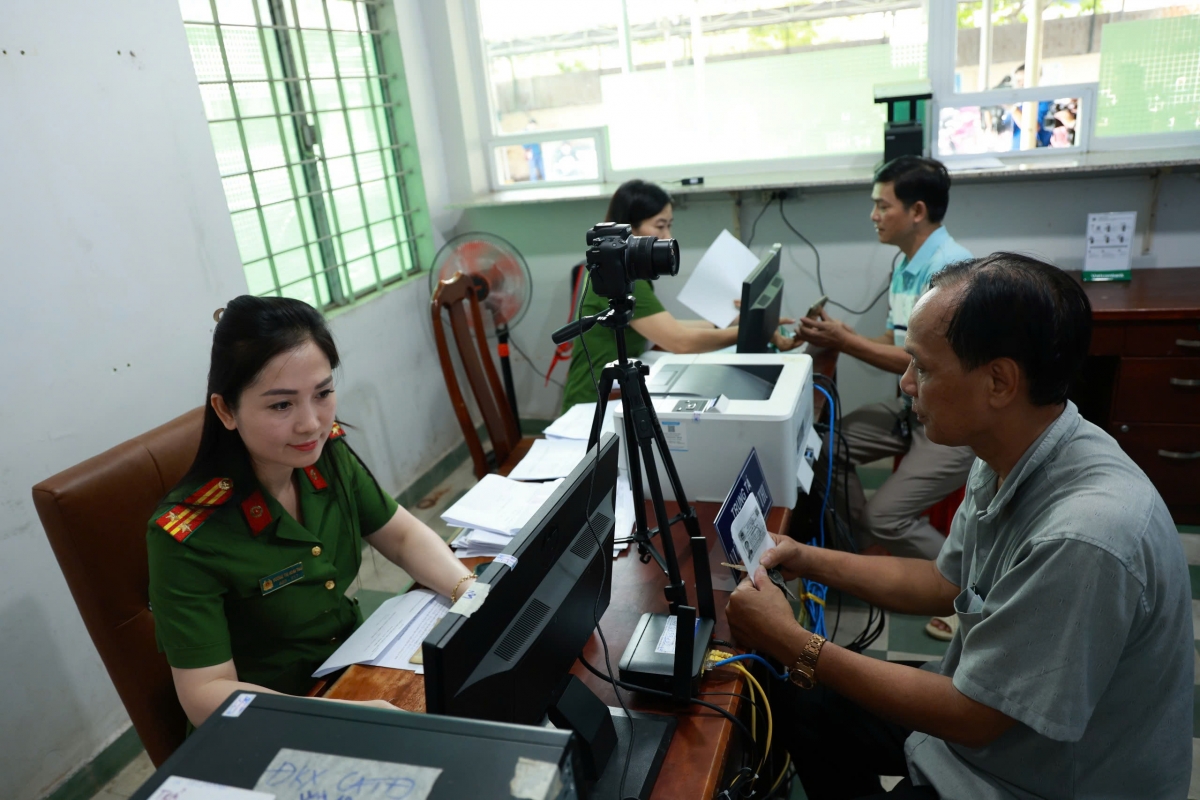 TPHCM có thêm 22 điểm cấp đổi GPLX, thủ tục nhanh gọn, tiết kiệm thời gian