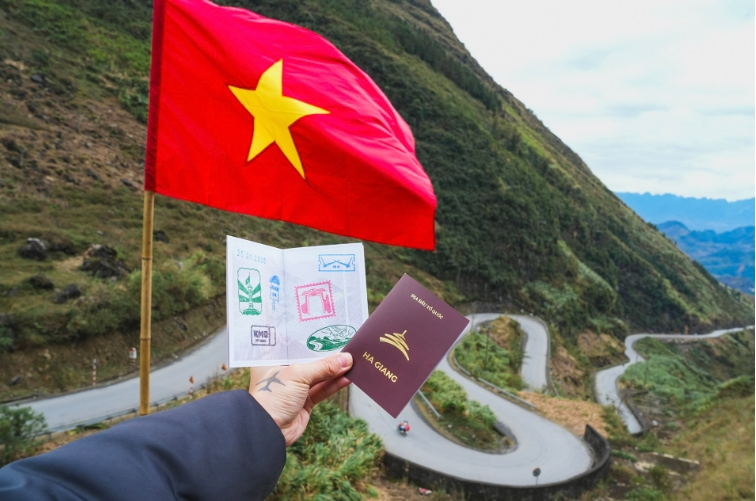  ha giang passport sparks buzz on social media picture 1