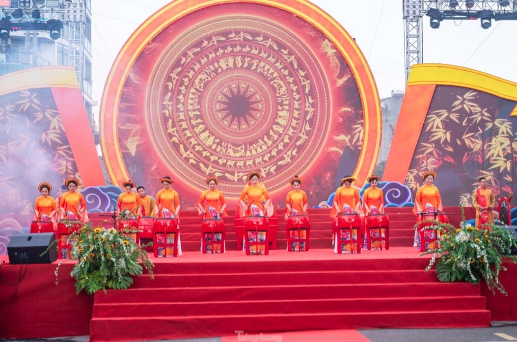 hai duong s tranh temple festival sees largest-ever celebration picture 6