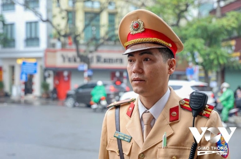hanoi bans vehicles over 16 seats in old quarter, leaving drivers confused picture 9 hanoi bans vehicles over 16 seats in old quarter, leaving drivers confused picture 9