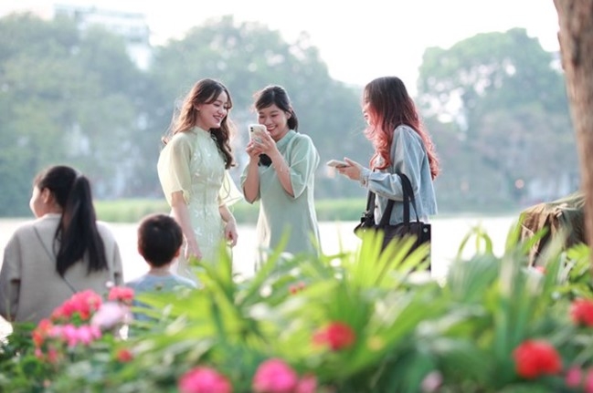 vietnam gains highest-ever place in global happiness ranking picture 1