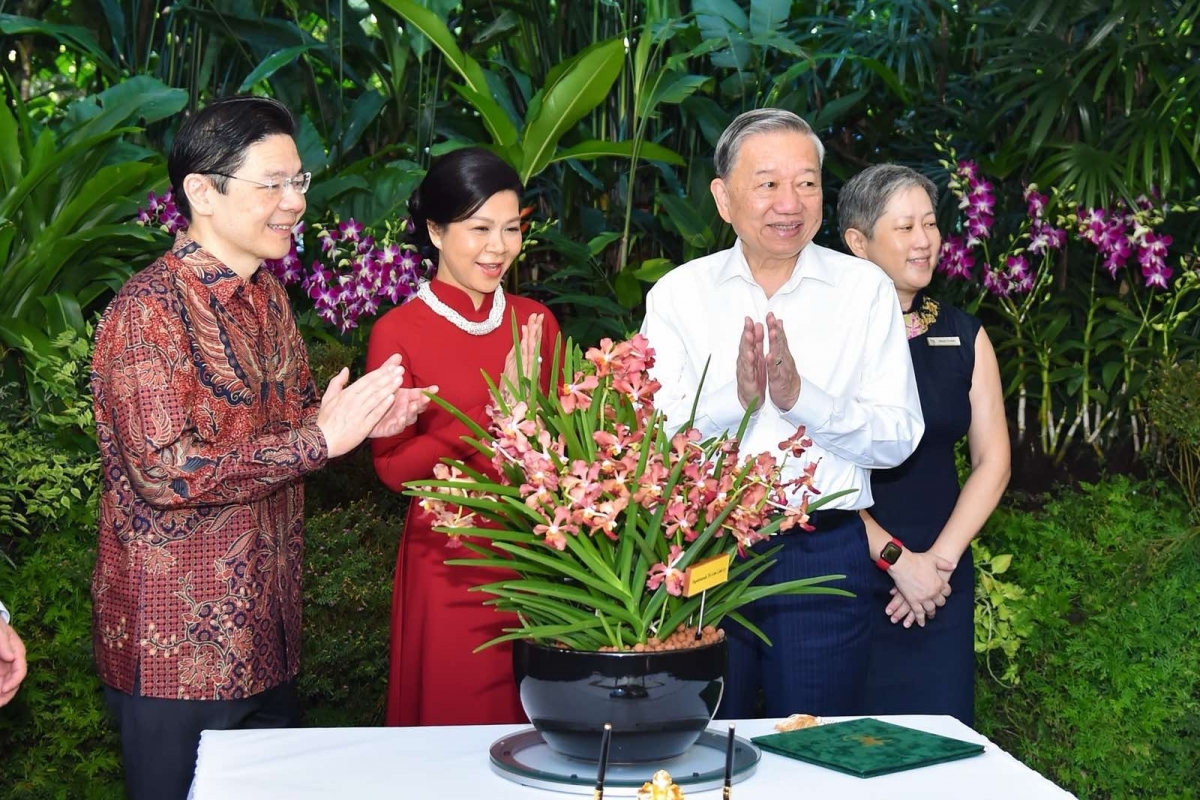 Singapore lấy tên Tổng Bí thư Tô Lâm và Phu nhân đặt cho loài hoa lan mới