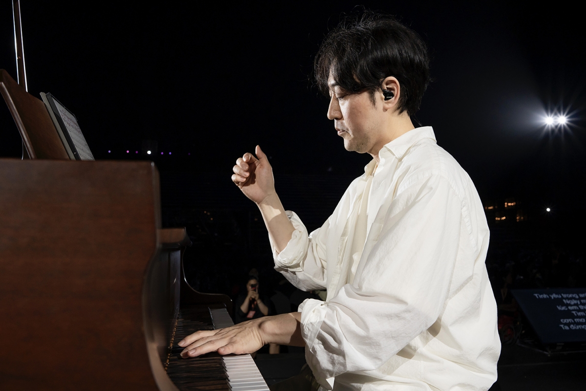 ha anh tuan cung quang hung master.d, lam truong tap luyen cho live concert hinh anh 11