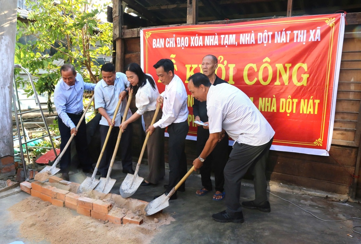 Đợt cao điểm 50 ngày xóa nhà tạm, nhà dột nát ở bình thuận hình ảnh 2 Dot cao diem 50 ngay xoa nha tam, nha dot nat o binh thuan hinh anh 2