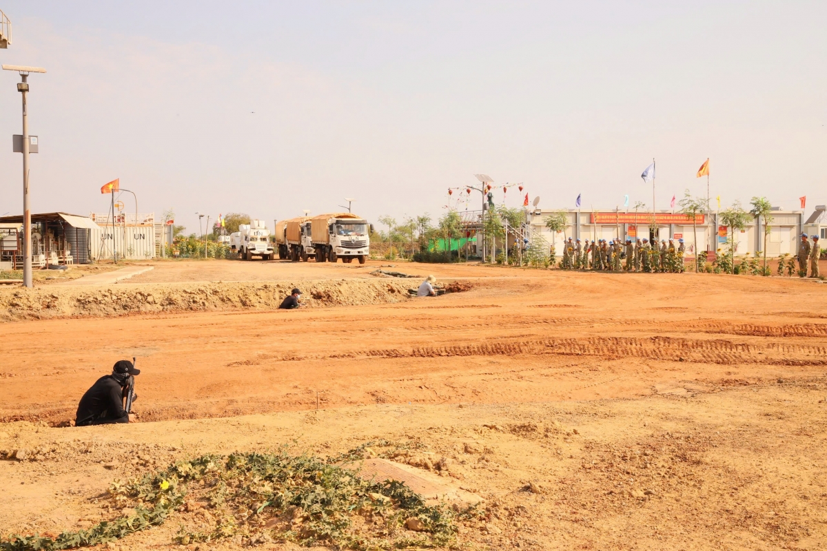 xảy ra nhiều vụ cướp vũ trang, Đội công binh việt nam luyện tập phương án xử trí hình ảnh 2 xay ra nhieu vu cuop vu trang, Doi cong binh viet nam luyen tap phuong an xu tri hinh anh 2