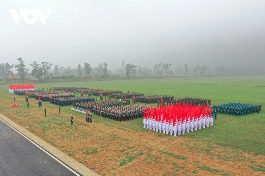 rehearsal for parade marking 50 years of southern vietnam s liberation picture 10