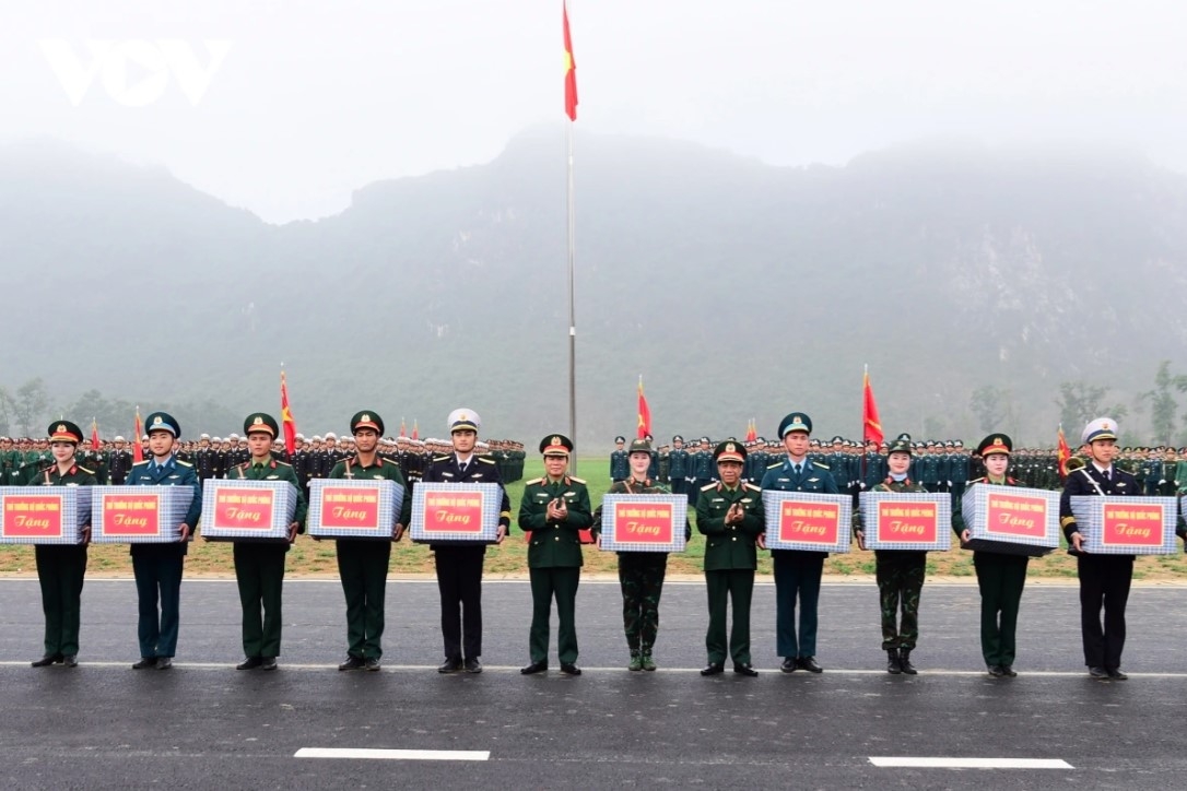 rehearsal for parade marking 50 years of southern vietnam s liberation picture 14