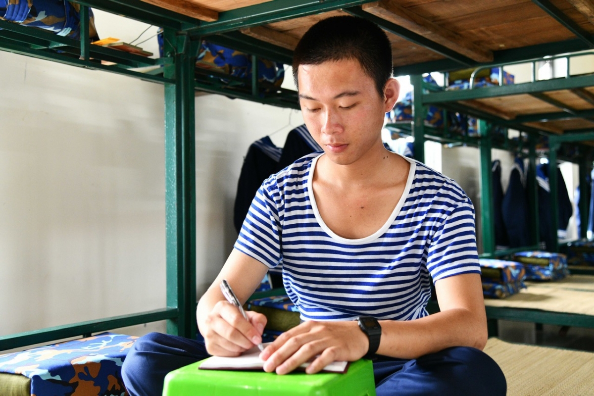 một ngày của tân binh hải quân hình ảnh 15 mot ngay cua tan binh hai quan hinh anh 15