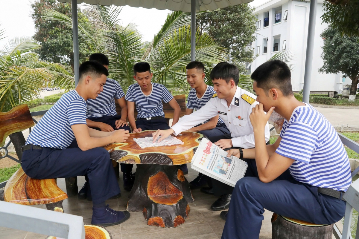 một ngày của tân binh hải quân hình ảnh 13 mot ngay cua tan binh hai quan hinh anh 13