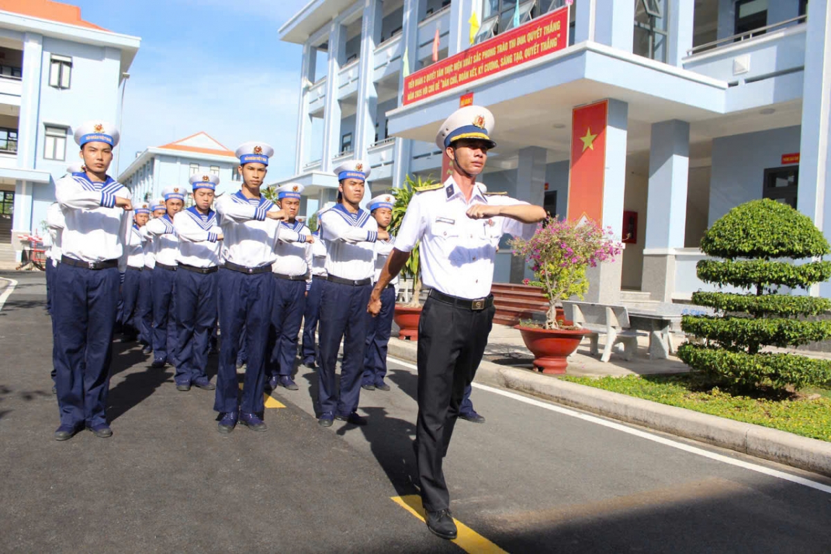 một ngày của tân binh hải quân hình ảnh 3 mot ngay cua tan binh hai quan hinh anh 3
