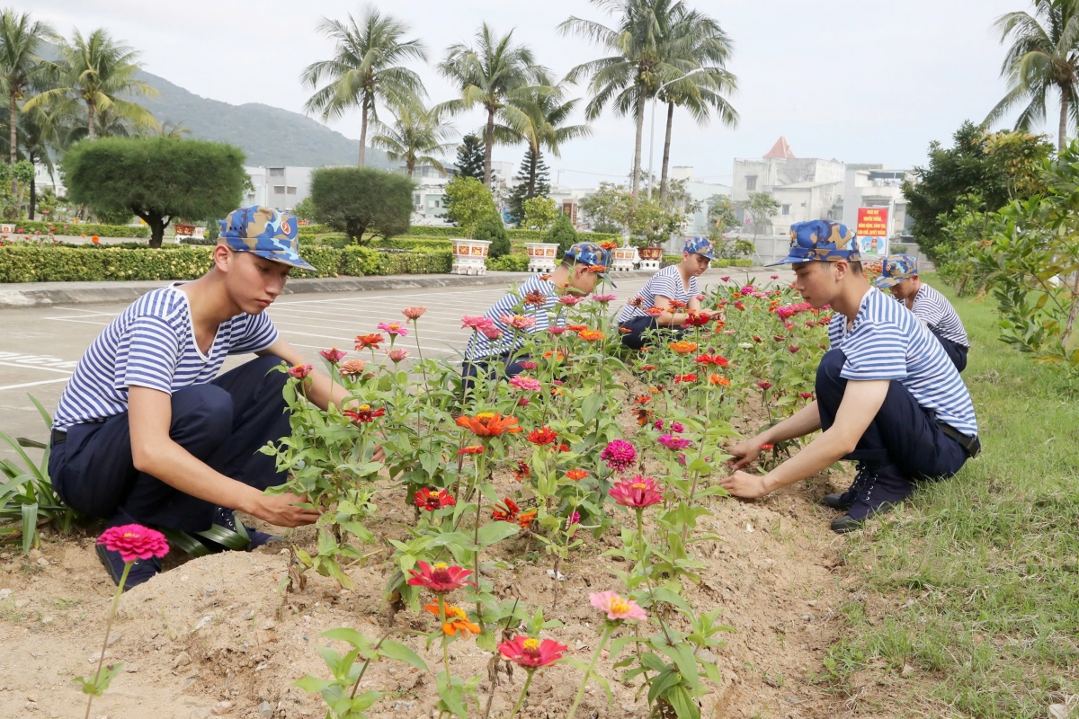 Un día en la vida de un recluta de la Marina Imagen 9 mot ngay cua tan binh hai quan hinh anh 9