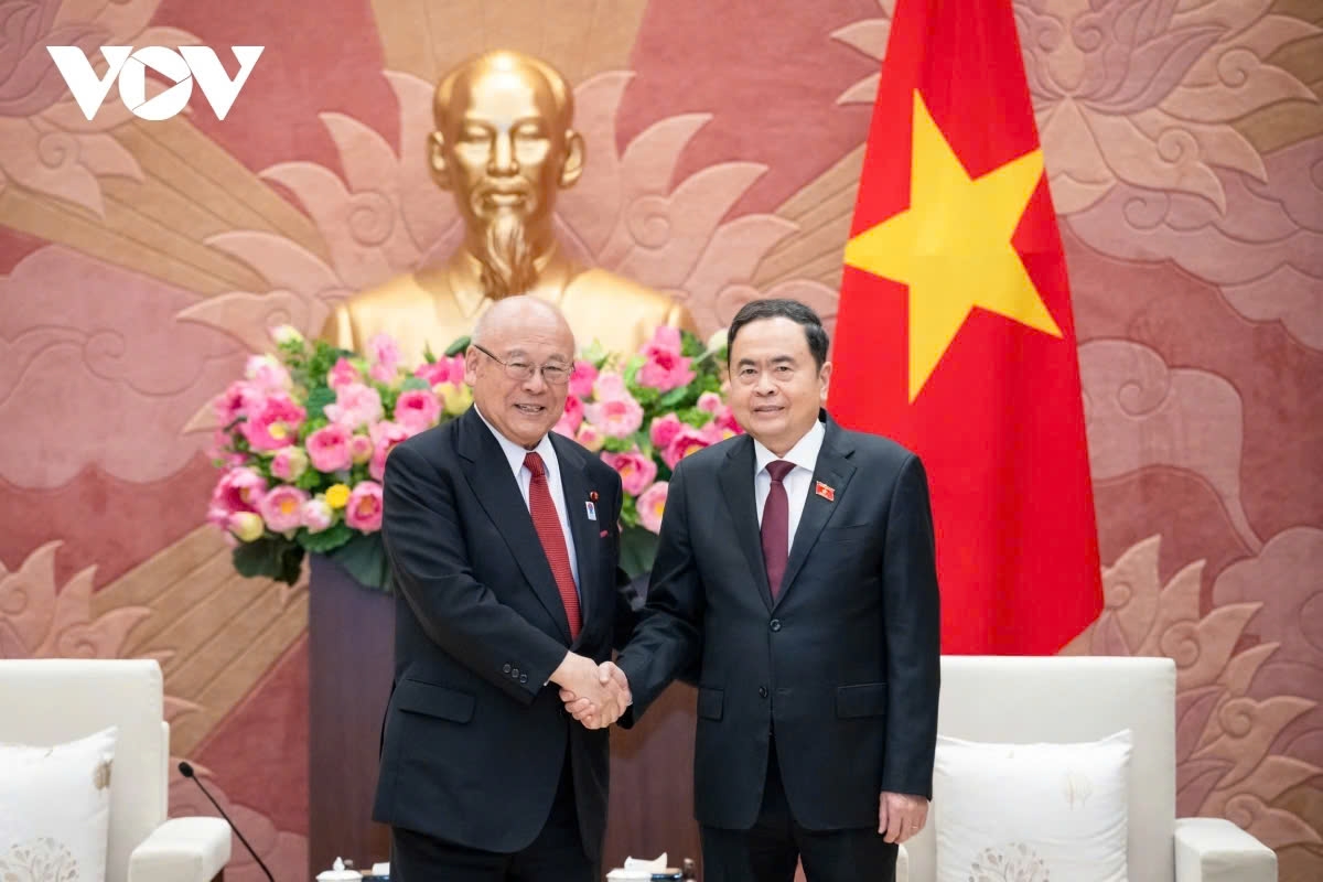 na chairman receives special advisor of japan-vietnam parliamentary friendship alliance picture 1 na chairman receives special advisor of japan-vietnam parliamentary friendship alliance picture 1