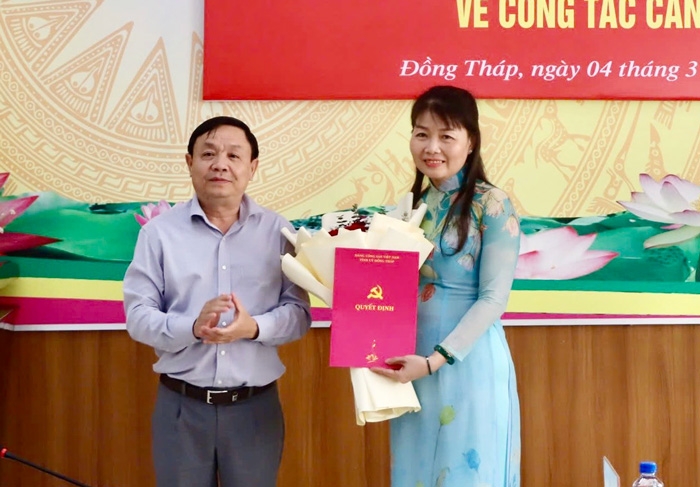 giám đốc sở kế hoạch và Đầu tư tỉnh Đồng tháp làm bí thư huyện ủy cao lãnh hình ảnh 1 giam doc so ke hoach va Dau tu tinh Dong thap lam bi thu huyen uy cao lanh hinh anh 1