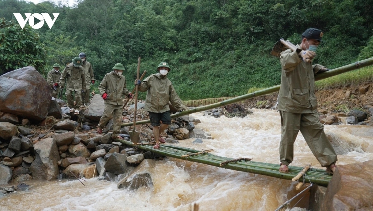 Yêu cầu xây dựng các kịch bản phòng chống thiên tai, sẵn sàng phương án “bốn tại chỗ”