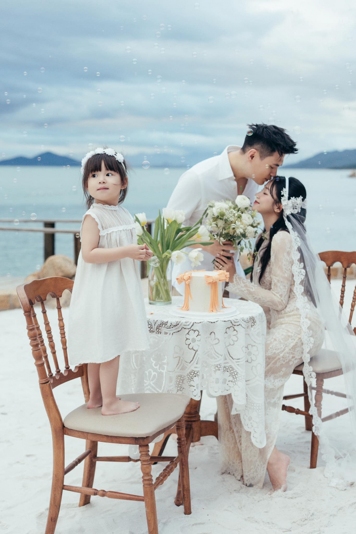 Ảnh cưới ngọt ngào của salim bên chồng doanh nhân cùng con gái hình ảnh 6 Anh cuoi ngot ngao cua salim ben chong doanh nhan cung con gai hinh anh 6