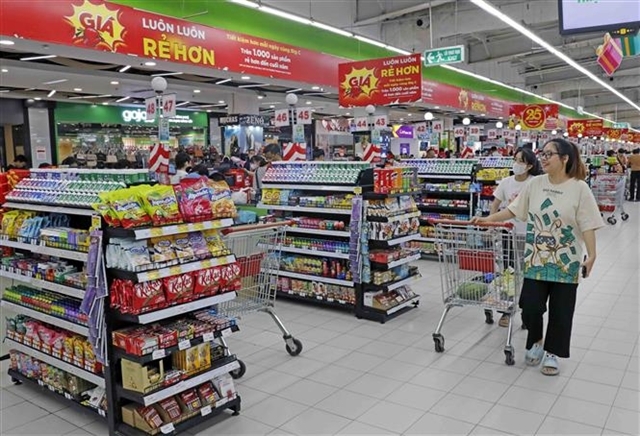 hanoi s retail and consumer services revenue nears us 5.9 billion in first two months picture 1