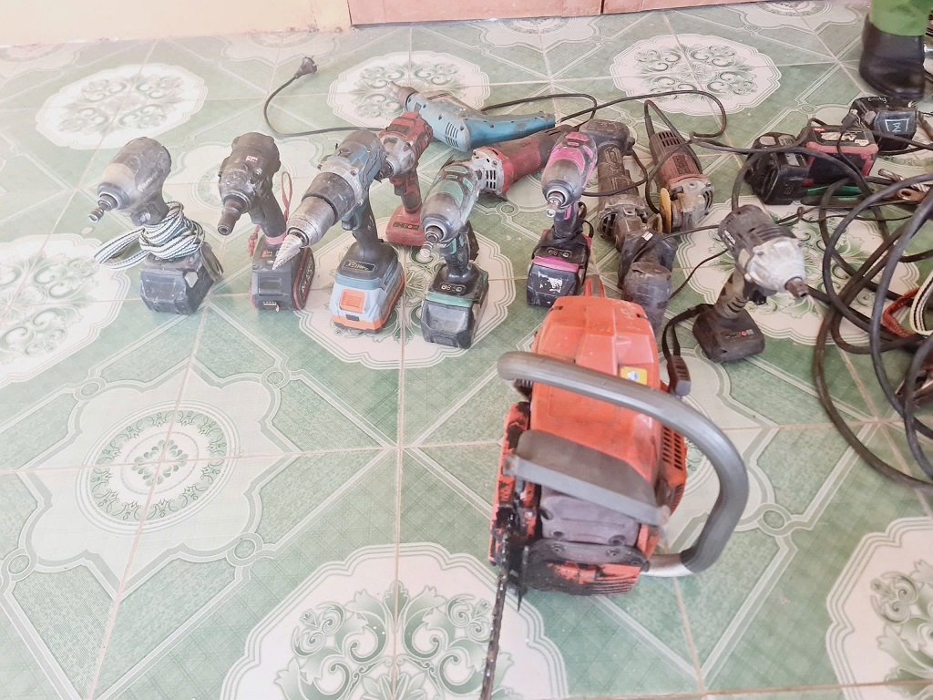 Bắt giữ 2 đối tượng nghiện game trộm cắp tài sản