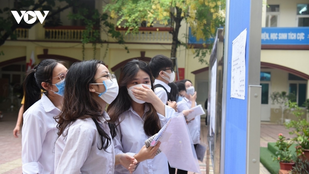 Nhiều trường sư phạm xét tổ hợp 'lạ' không môn chính, thí sinh hoang mang