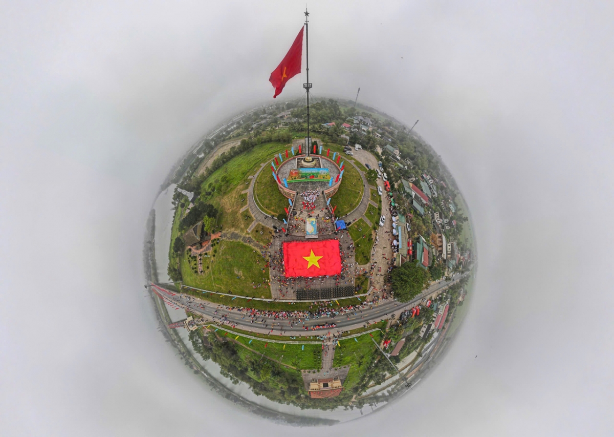 le thuong co to quoc thieng lieng ben doi bo hien luong - ben hai hinh anh 22