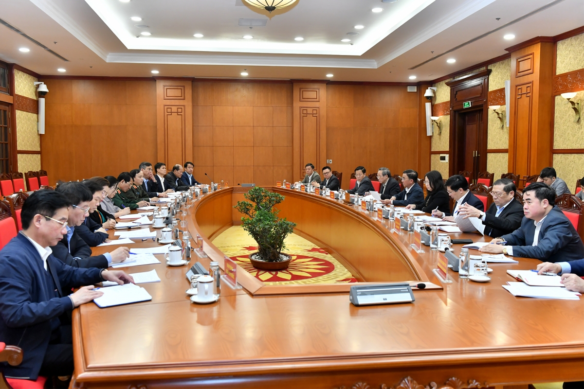 Thường trực Ban Bí thư chủ trì giao ban với các ban đảng, các đảng uỷ, cơ quan Trung ương