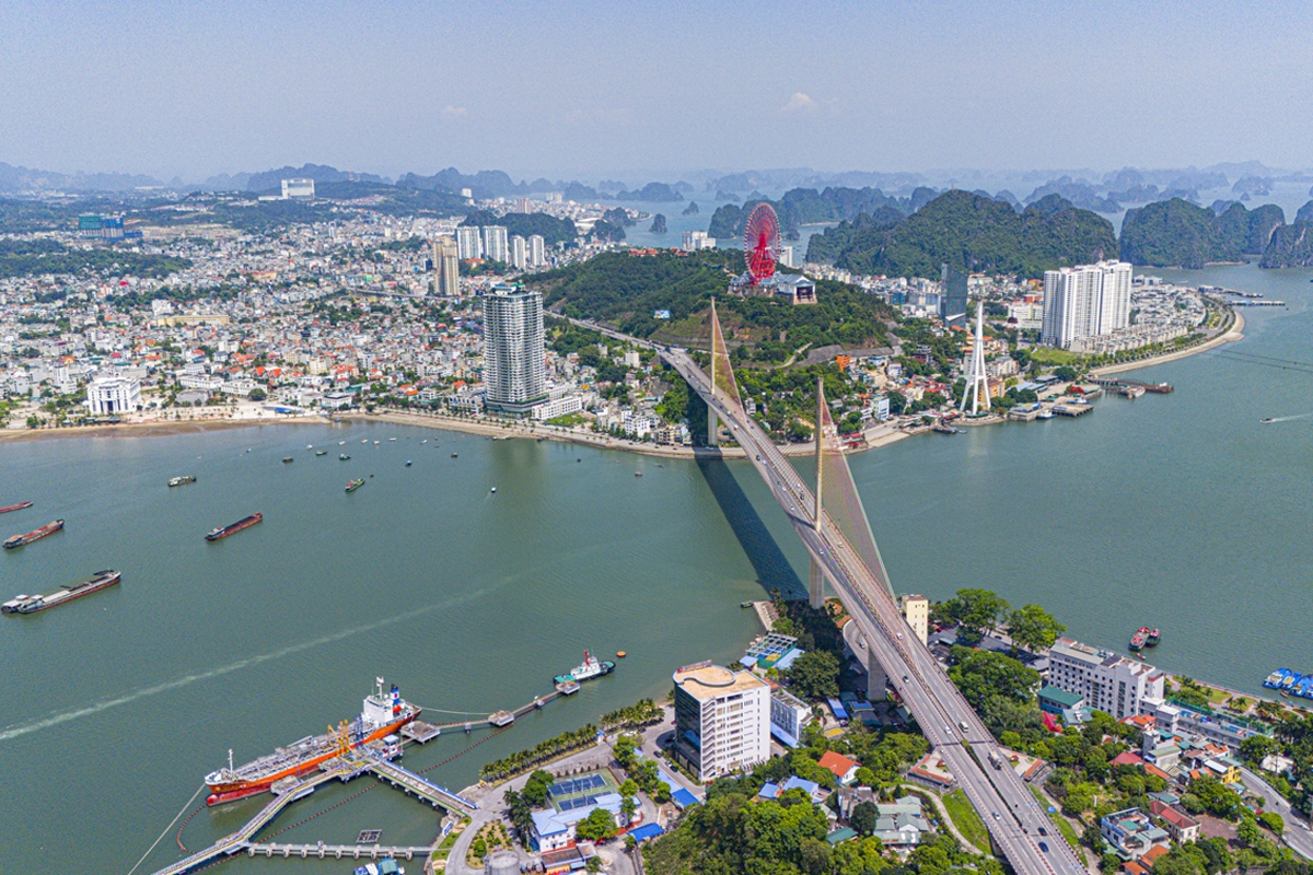Bộ Nội vụ: Ưu tiên sắp xếp đơn vị hành chính miền núi, đồng bằng với nơi có biển