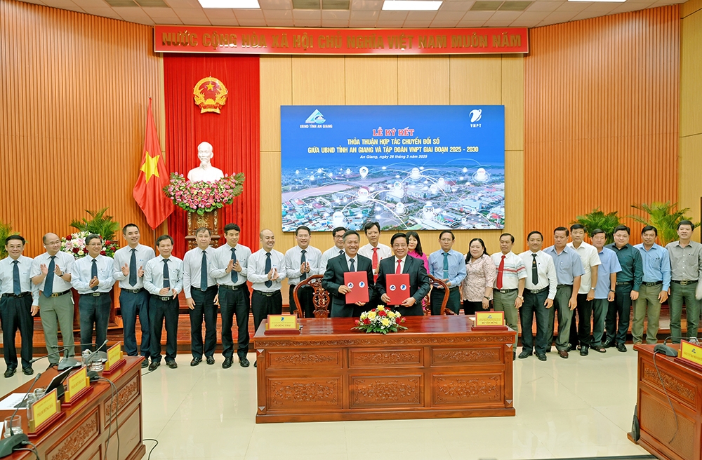 vnpt va ubnd tinh an giang ky ket hop tac chuyen doi so giai doan 2025-2030 hinh anh 2