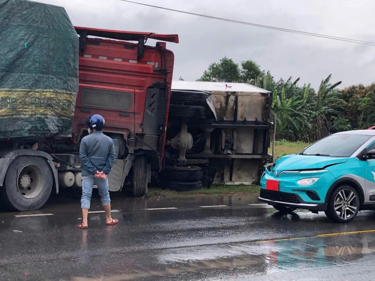 3 xe va chạm trên đường tránh thành phố Đồng Hới, Quảng Bình
