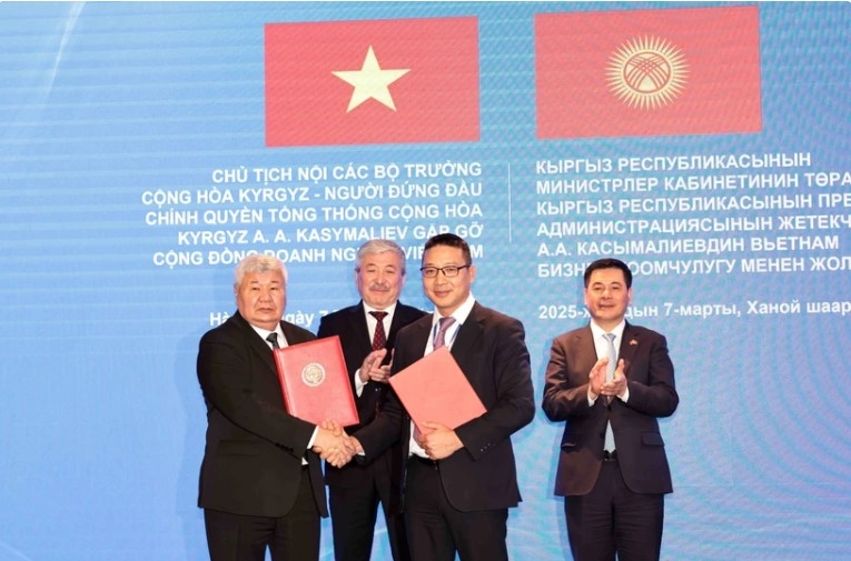 kyrgyz pm wraps up official visit to vietnam picture 1 kyrgyz pm wraps up official visit to vietnam picture 1