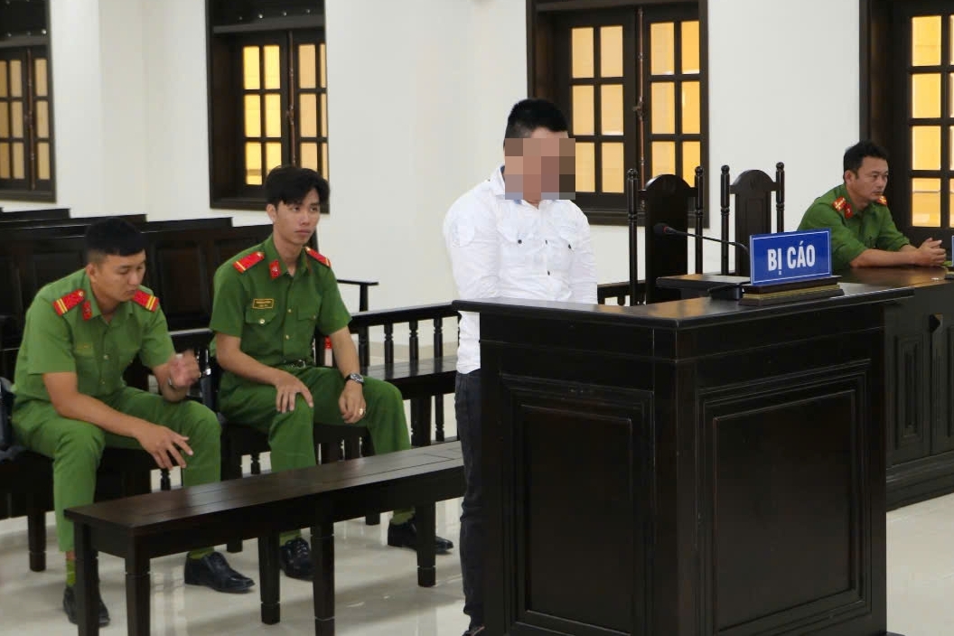 Xâm hại bé gái, nam thanh niên lĩnh án hơn 14 năm tù