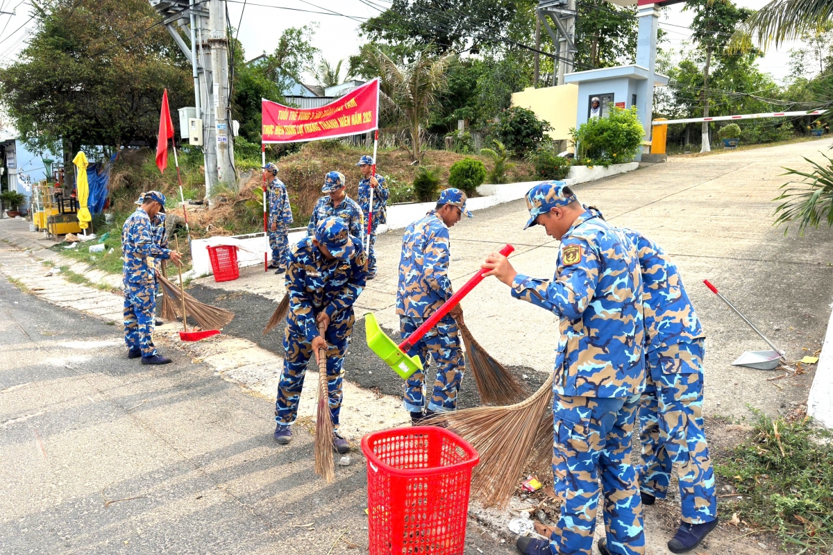 vung 5 hai quan to chuc ngay thu 7 tinh nguyen hinh anh 3