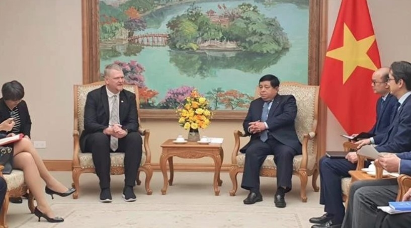 deputy pm receives vice president of wanek furniture picture 1