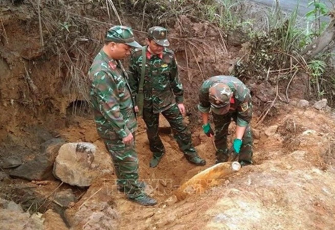 wartime bomb safely detonated in quang tri picture 1