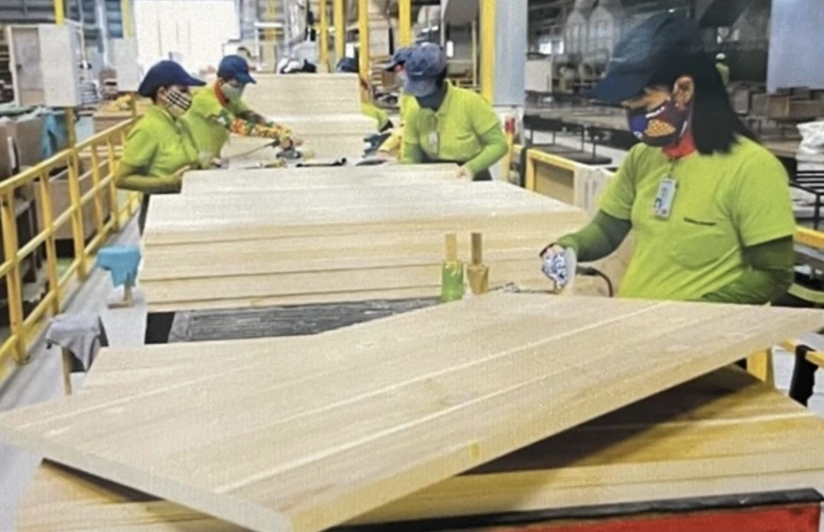 wood exports reach over us 2.5 billion in two months picture 1