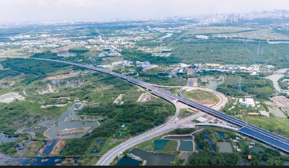 xe ôtô được lưu thông trên tuyến cao tốc bến lức - long thành từ 18h hôm nay hình ảnh 1 xe oto duoc luu thong tren tuyen cao toc ben luc - long thanh tu 18h hom nay hinh anh 1