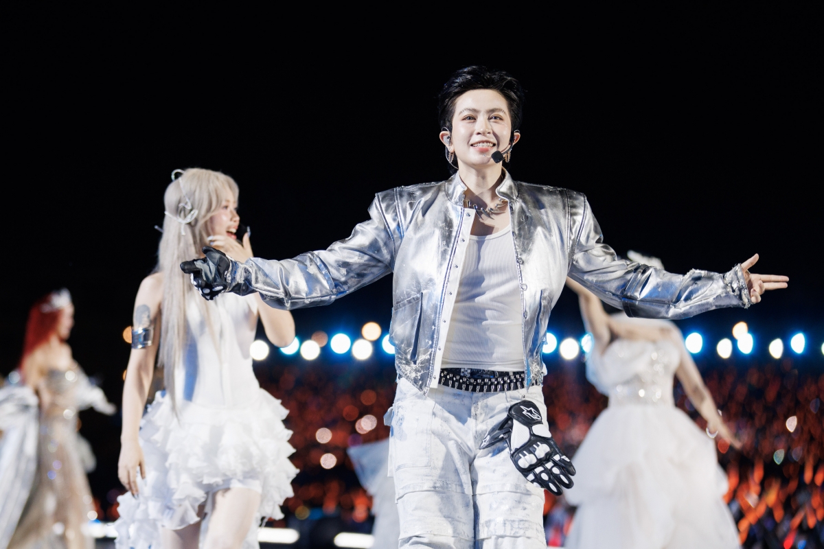 48 ngôi sao tỏa sáng trong chị đẹp concert , khán giả đã mắt, đã tai hình ảnh 4 48 ngoi sao toa sang trong chi dep concert , khan gia da mat, da tai hinh anh 4