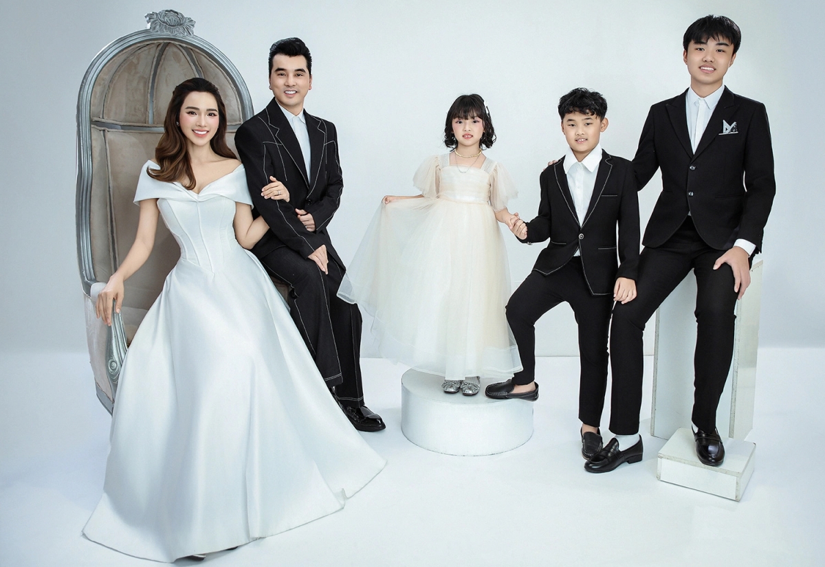 sao việt 25 4 con gái nsƯt võ hoài nam gây chú ý khi tham gia cuộc thi hát hình ảnh 5 sao viet 25 4 con gai nsUt vo hoai nam gay chu y khi tham gia cuoc thi hat hinh anh 5
