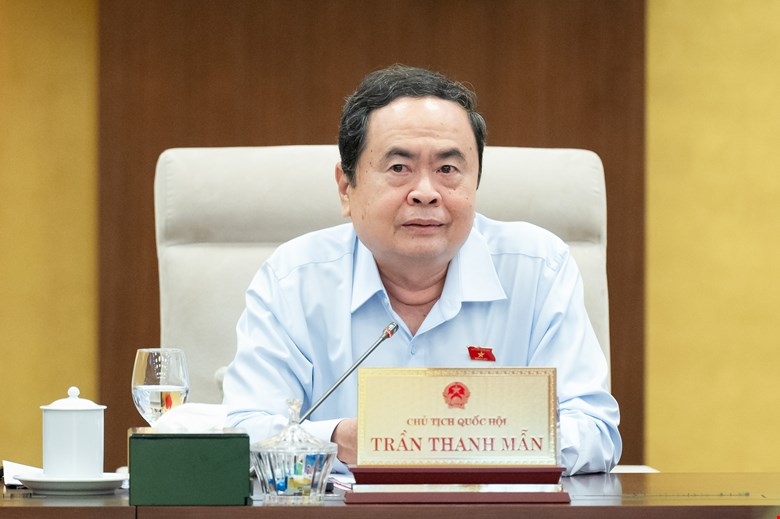 chủ tịch quốc hội nhà khoa học loay hoay hóa đơn chứng từ thì còn làm được gì hình ảnh 1 chu tich quoc hoi nha khoa hoc loay hoay hoa don chung tu thi con lam duoc gi hinh anh 1