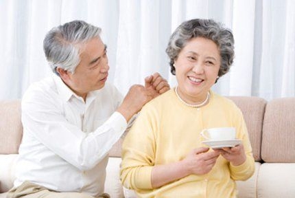 Tình già có vẫn còn hạnh phúc khi không còn "chuyện yêu"?